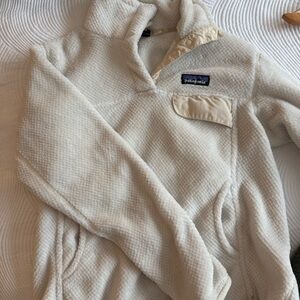 Patagonia Off-White Fleece
